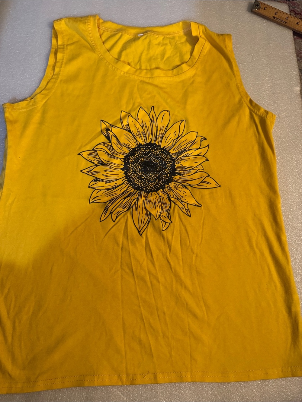 Sunny Sunflower Graphic Tank Top - Yellow
